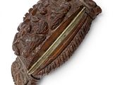a brown purse that has a zipper in it