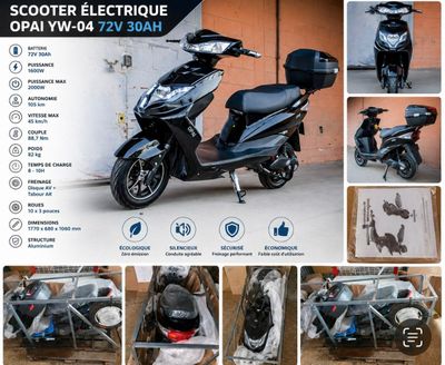 un scooter garé dans un garage