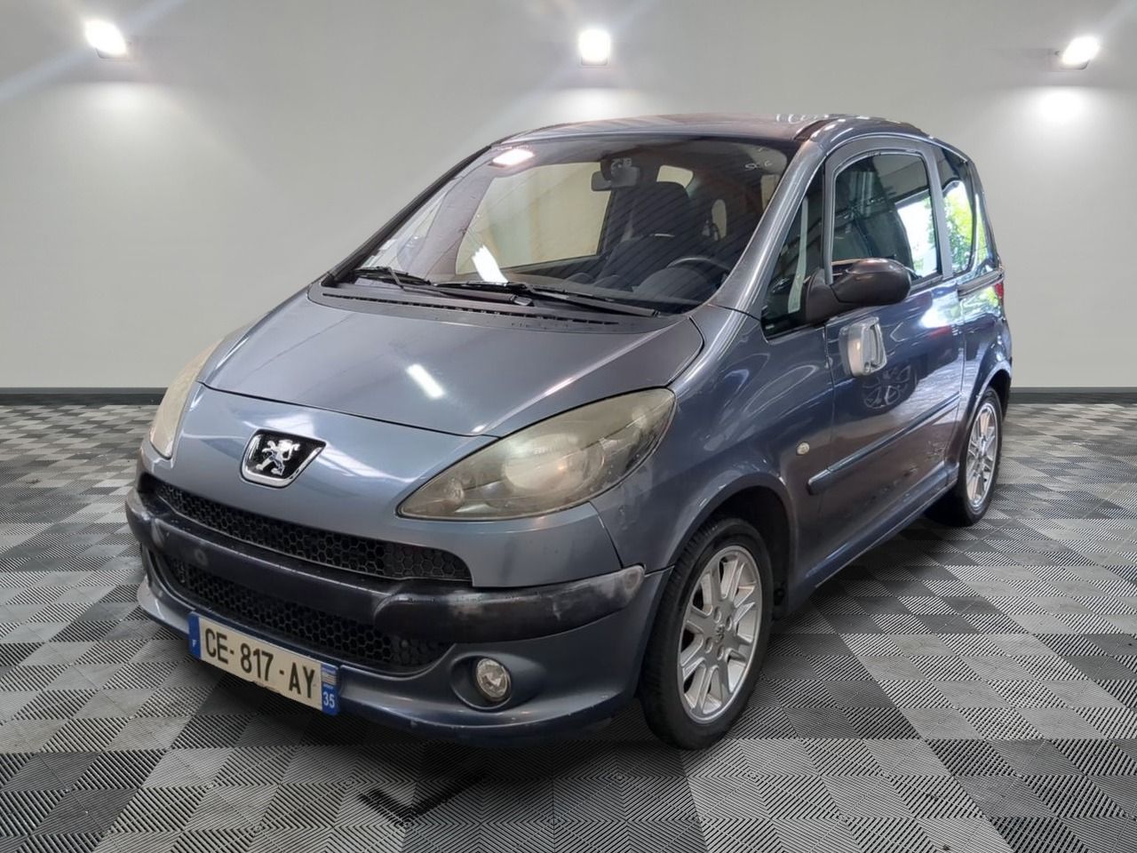 PEUGEOT - 1007 1.4 HDI SPORTY - GO - Mise en service: 03/03/2006 - En vente sur désignation. Bruit moteur à contrôler.