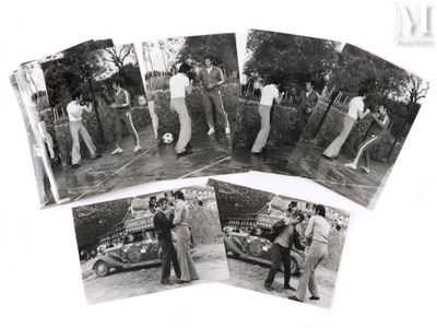plusieurs photos en noir et blanc d'un homme jouant au golf avec une femme