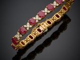 une paire de bracelets en rubis et diamants