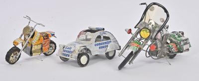 Asie du sud-est ? Trois jouets maquette