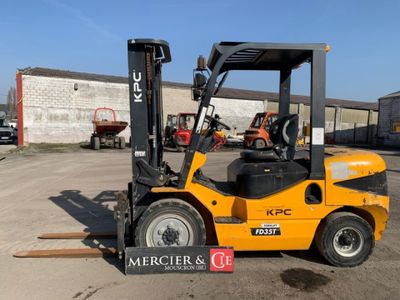 KPC FD35T - CHARIOT ELEVATEUR FRONTAL DIESEL CAPACITE 3,5T - HAUTEUR D - Photo 1