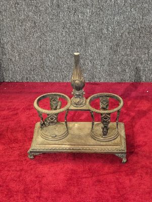 Salière/Poivrière en argent poinçon minerve - Poids Net 418.