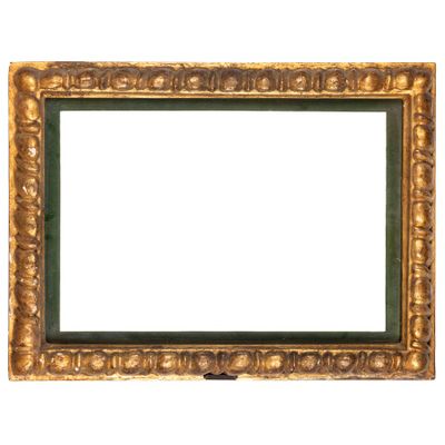 un cadre doré avec une bordure verte et un fond blanc