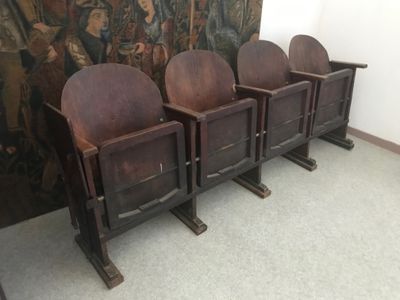 Fauteuils de cinéma à 4 sièges en bon état - Epoque 1900