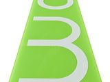 un gros plan sur un panneau vert portant l'inscription « boo »