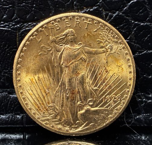 Une pièce de monnaie à valeur faciale de vingt dollars Saint Gaud...