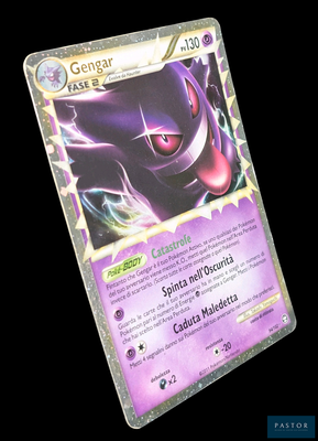 la carte comporte l'image d'un personnage de Pokémon