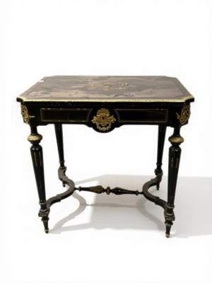 une petite table avec un plateau en marbre sur fond blanc