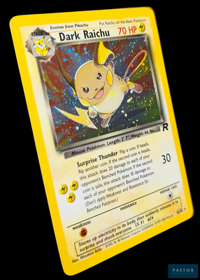 une carte Pokémon sur laquelle figure un Pikachu volant dans les airs