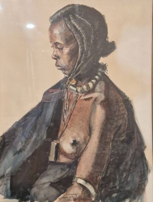 tableau représentant une femme assise par terre, les mains posées sur la poitrine