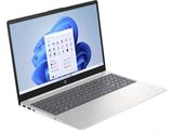un ordinateur portable ouvert sur un fond blanc