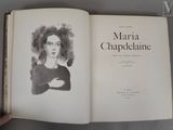 un livre avec la photo d'une femme