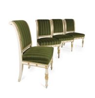 SUITE DE QUATRE CHAISES EN HÊTRE PEINT ET DORÉ (photo 3)