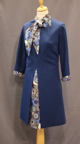 Robe fait main taille 38 à vue 
