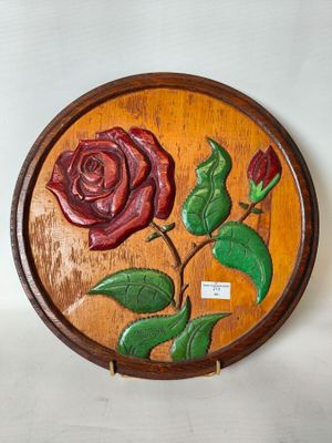 A. MARTY : "La rose". Panneau en bois sculpté en bas relief …