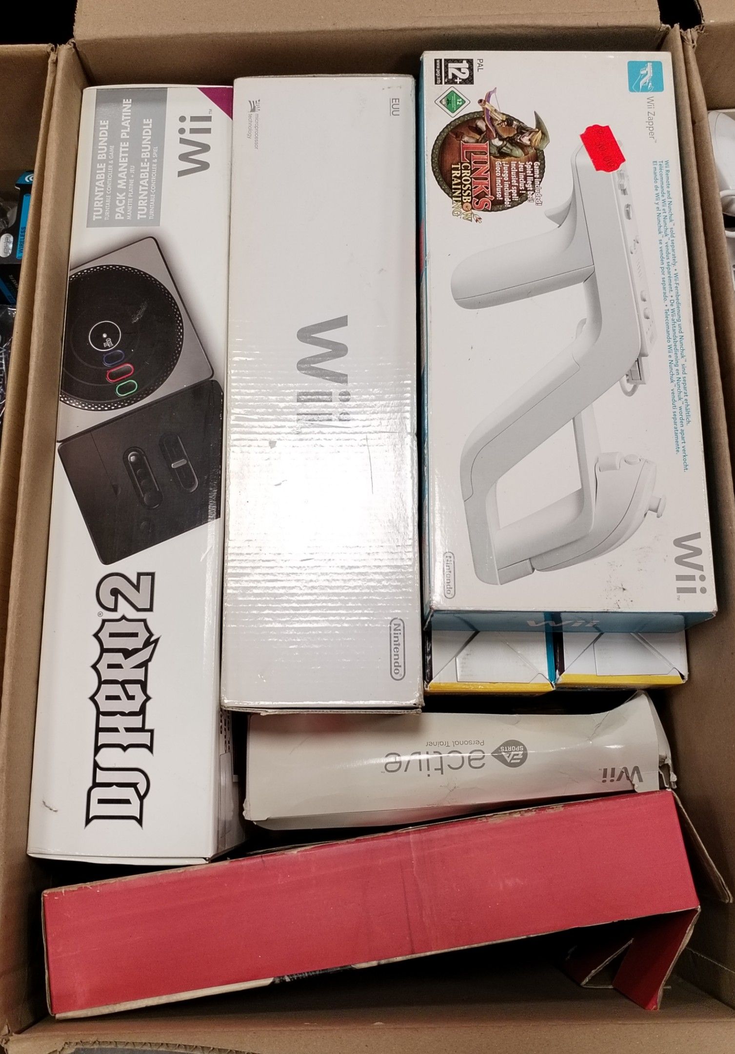 [WII]. Consoles et manettes diverses.