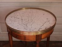 TABLE BOUILLOTTE de style Louis XVI en merisier mouluré et s… (photo 2)