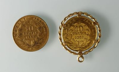 deux pièces d'or, dont l'une est un souverain et l'autre un souverain