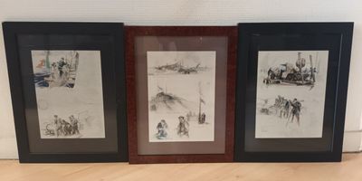 trois photos encadrées représentant des personnes sur une plage et un bateau