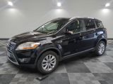 La Ford Escape 2013 est présentée dans une salle blanche