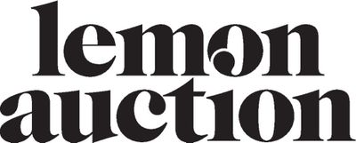 BRIQUET à silex en vermeil, à décor gravé de motifs géométri…