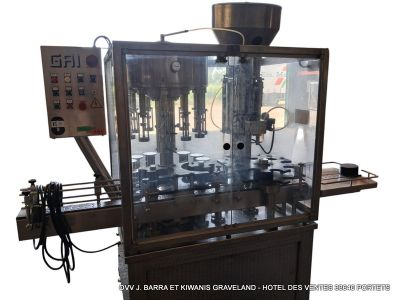 an image of a machine that is sitting on top of a table