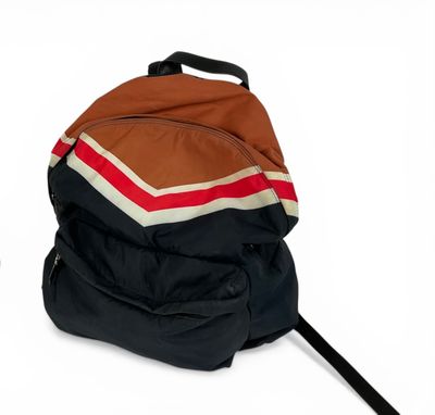 GIVENCHY, Paris. Sac à dos en toile noire à motif décoratif …