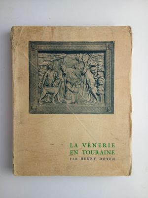 un vieux livre avec l'image d'un homme sur un cheval