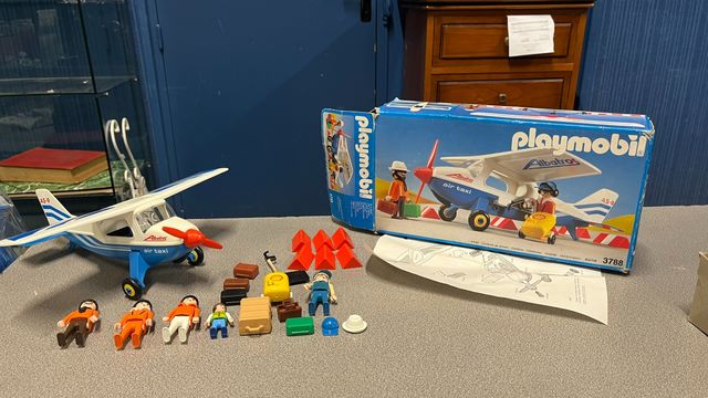 Avion Albatros de la marque PLAYMOBIL, état neuf. N°3788