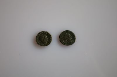 deux petits bronze de l'empereur Claude II le Gothique - Photo 1