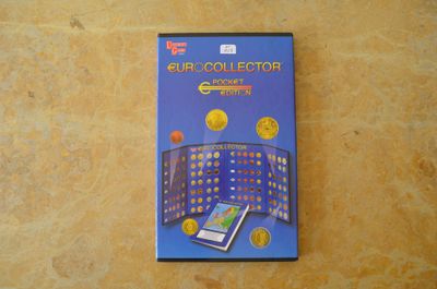 un DVD sur lequel figure l'image d'un bâtiment
