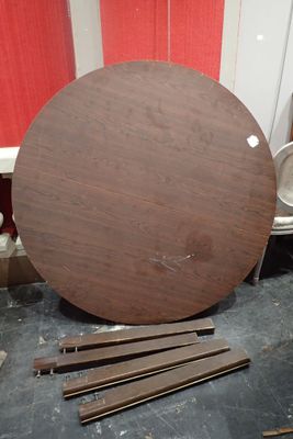 *Table de salle à manger en bois à plateau circulaire à allo…