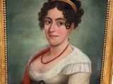 tableau représentant une femme en robe blanche avec un châle rouge