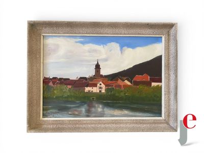 une peinture à l'huile représentant un village au bord d'une rivière, avec une église en arrière-plan