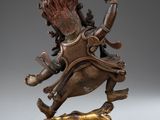 an image of a bronze statue of a man on a horse