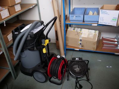 1 Aspirateur Karcher Mt702, + 1 Rallonge Electrique, + 1 Cha…