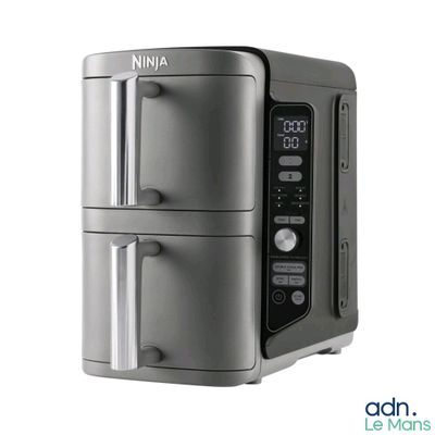 une image représentant une machine sur fond blanc
