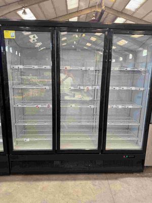 a picture of a refrigerated refrigerator in a store