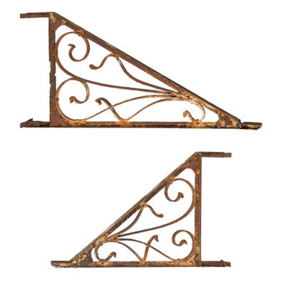 Deux ancres murales en fer forgé ou ornements d'angle, Art N…