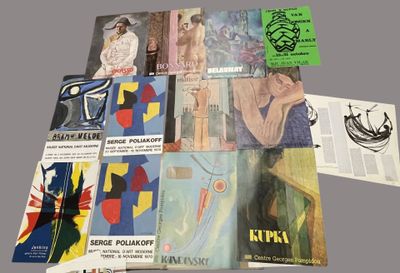 a lot of books that are on a table