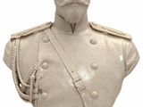 statue représentant le buste d'un homme en uniforme militaire