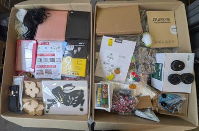136 / 1 palette de 150 kg de mix (aimants, rouleau att…