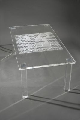 Stéphane BOLONGARO (1963) Table basse rectangulaire en plexi…