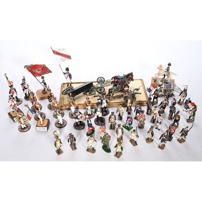 de nombreuses figurines de soldats exposées