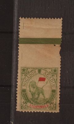 une image représentant un timbre sur lequel figure un homme tenant un drapeau