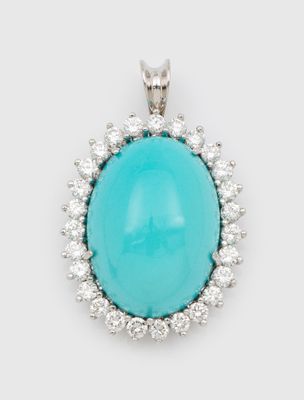 un pendentif en turquoise et diamants