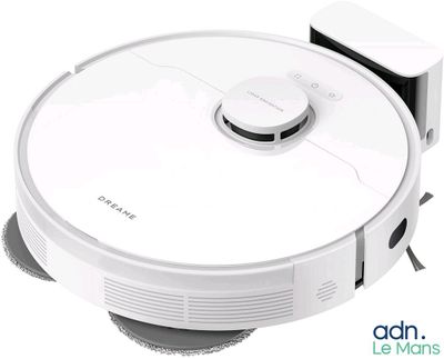 un robot blanc assis par terre