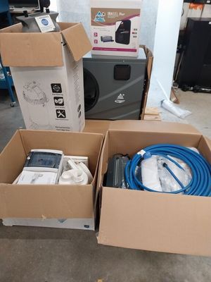 Kit pour installation de piscine : - Robot IBAVAC PRO électr…